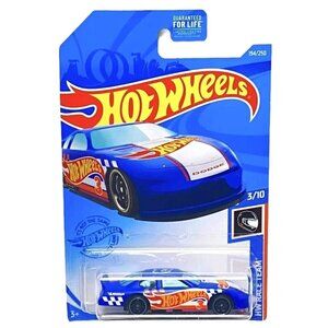 Die Cast Hot Wheels 2020 Dodge Charger Stock Car 3/10 Blue 194/250 HW Race Team